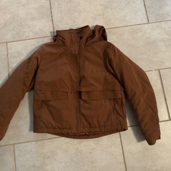 Lululemon Always Effortless Insulated Jacket - Picture 2 of 4